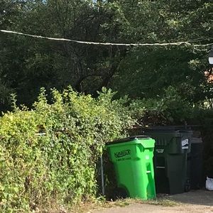 Meet your Posher, Christian